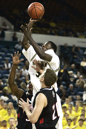 Manny Harris (3)