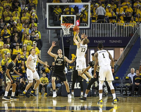 Austin Davis (51), Ignas Brazdeikis (13), and Charles Matthews (1)