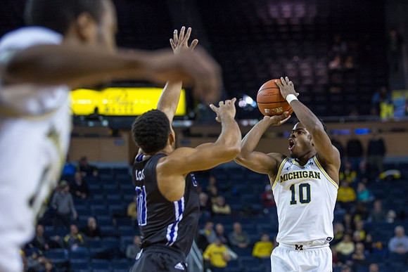 Derrick Walton Jr. (10)