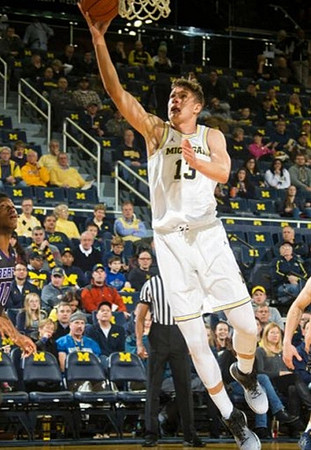 Moritz Wagner (13)