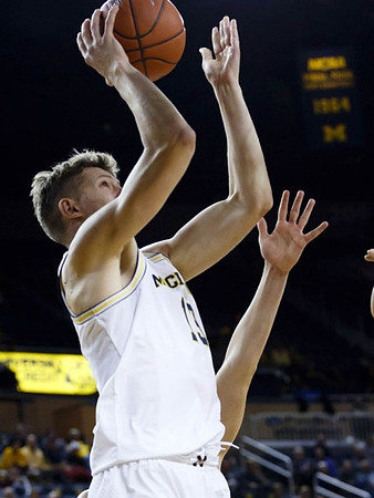 Moritz Wagner (13)