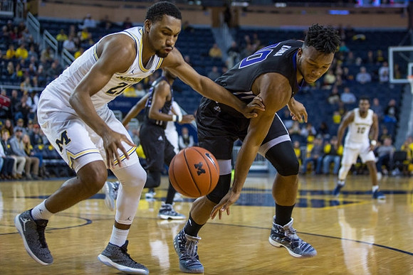 Zak Irvin (21)