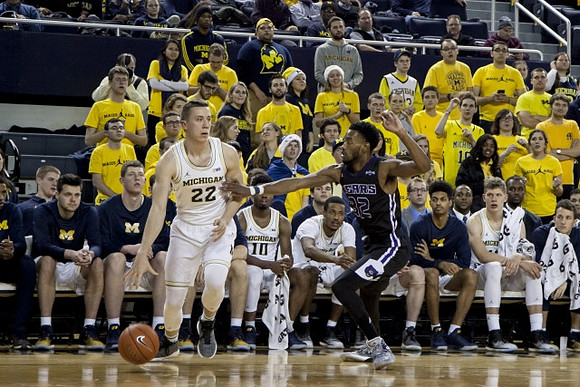 Duncan Robinson (22)