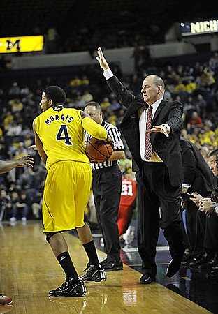 Darius Morris (4) and Jim Boylen