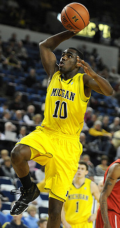 Tim Hardaway Jr. (10) and Stu Douglass (1)