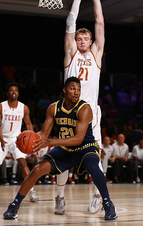 Zak Irvin (21)
