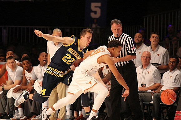 Duncan Robinson (22)