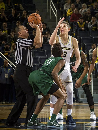 Moritz Wagner (13)