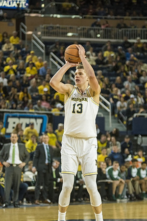 Moritz Wagner (13)