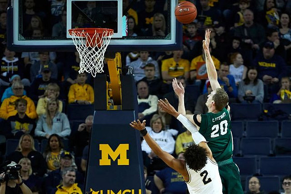 Jordan Poole (2)