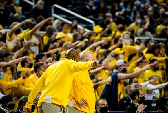 Saddi Washington and Phil Martelli