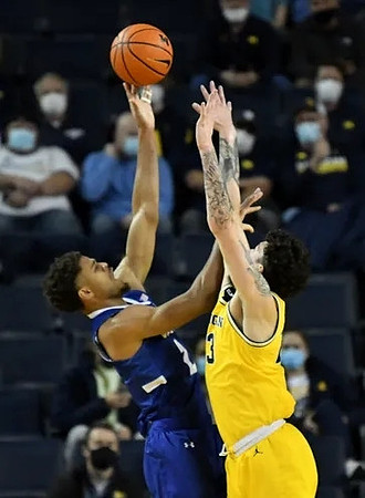 Brandon Johns Jr. (23)