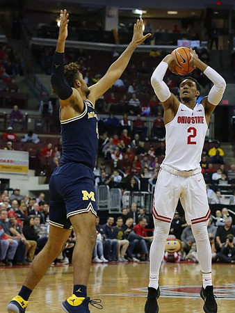 Isaiah Livers (4)