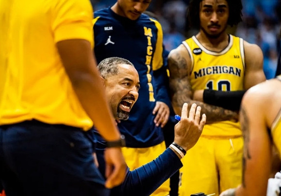 Juwan Howard and Frankie Collins (10)