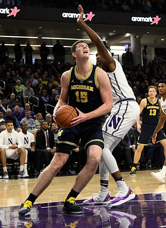 Jon Teske (15) and Ignas Brazdeikis (13)