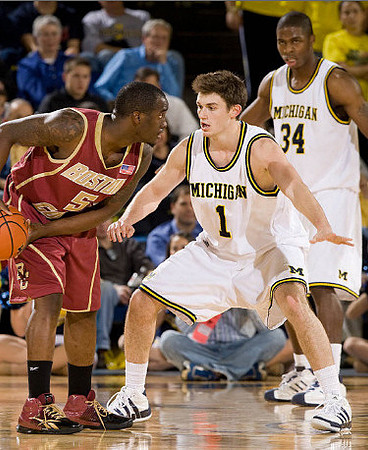 Stu Douglass (1) and DeShawn Sims (34)