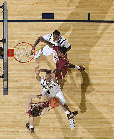 Darius Morris (4) and Manny Harris (3)