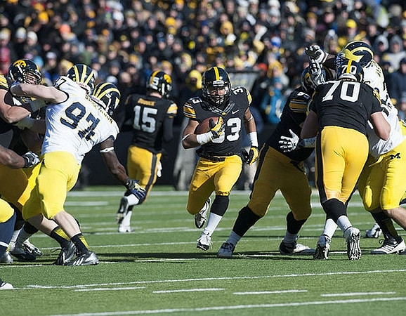 Brennen Beyer (97) and Quinton Washington (76)