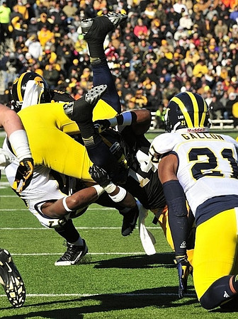 Devin Funchess (87) and Jeremy Gallon (21)