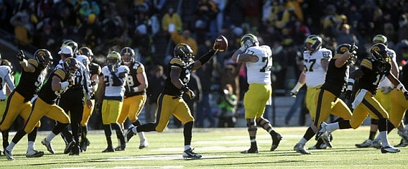 Jake Butt (88), Jeremy Gallon (21), Taylor Lewan (77), and Kyle Kalis (67)