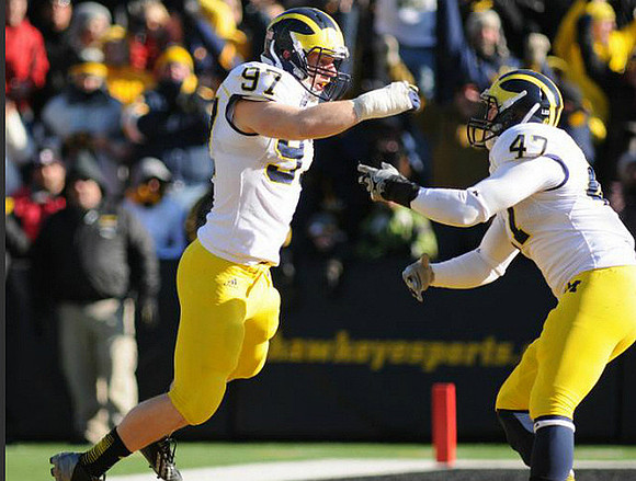 Brennen Beyer (97) and Jake Ryan (47)