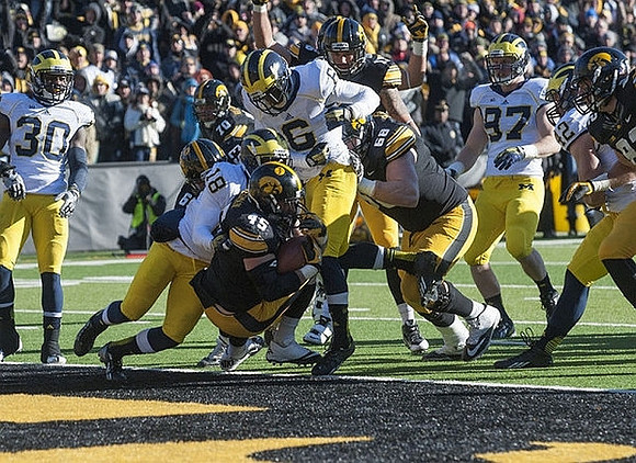 Thomas Gordon (30), Blake Countess (18), Raymon Taylor (6), Brennen Beyer (97), and Ben Gedeon (42)