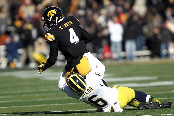 Raymon Taylor (6)