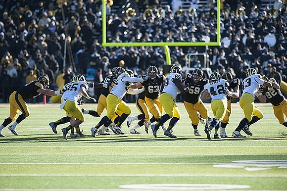 Joe Bolden (35), Jibreel Black (55), Willie Henry (69), Ben Gedeon (42), and Chris Wormley (43)