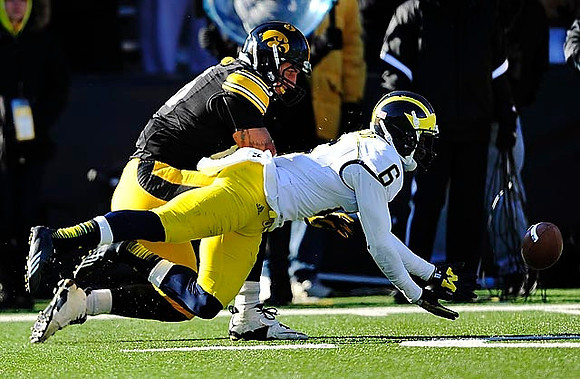 Raymon Taylor (6)
