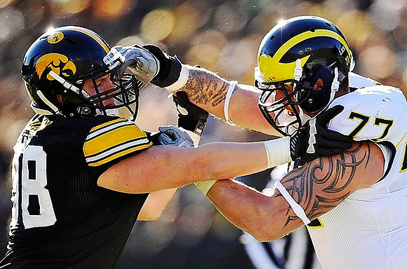 Taylor Lewan (77)