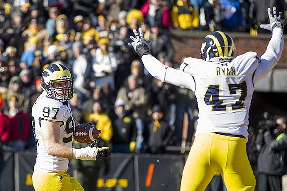 Brennen Beyer (97) and Jake Ryan (47)