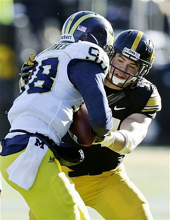 Devin Gardner (98)