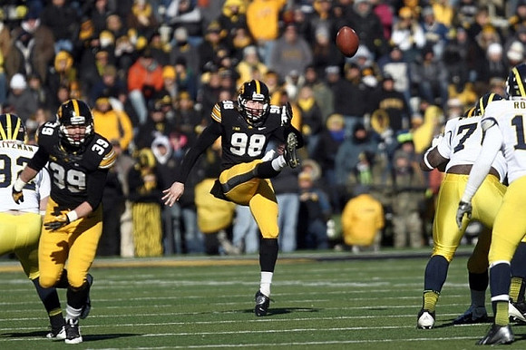 Keith Heitzman (92), Quinton Washington (76), and James Ross (15)