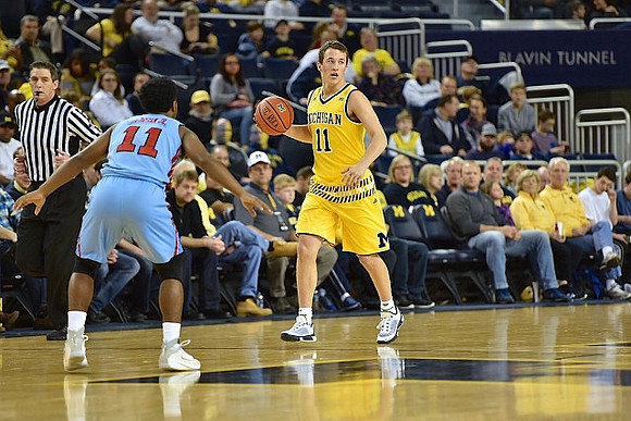 Andrew Dakich (11)