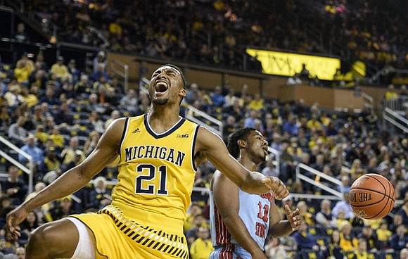 Zak Irvin (21)