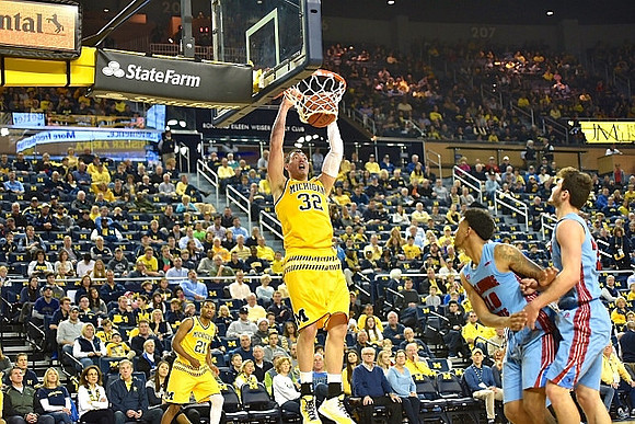Zak Irvin (21) and Ricky Doyle (32)