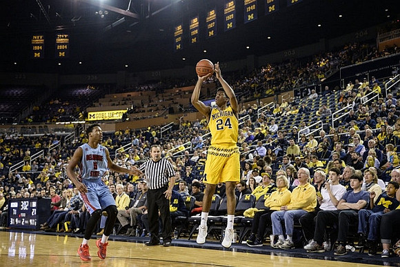 Aubrey Dawkins (24)