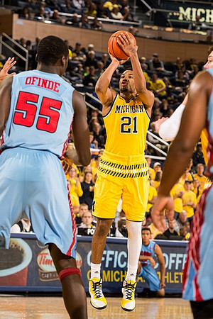 Zak Irvin (21)