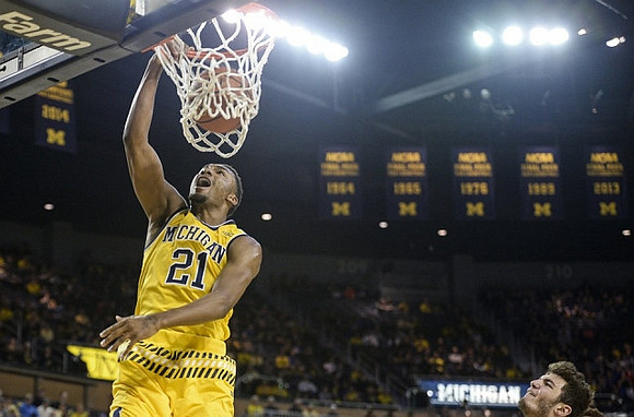 Zak Irvin (21)