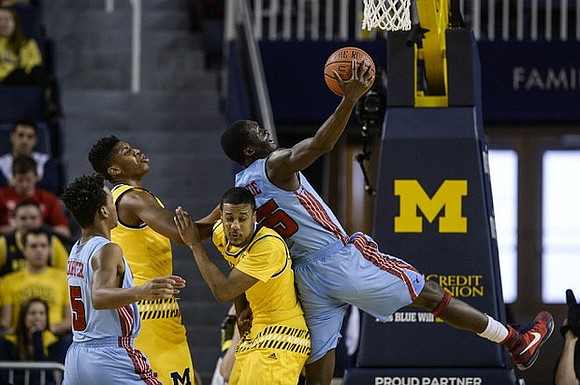 Kameron Chatman (3) and Muhammad-Ali Abdur-Rahkman (12)