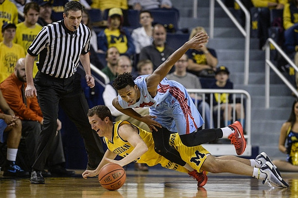 Andrew Dakich (11)