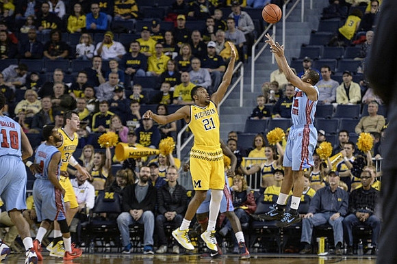 Ricky Doyle (32) and Zak Irvin (21)
