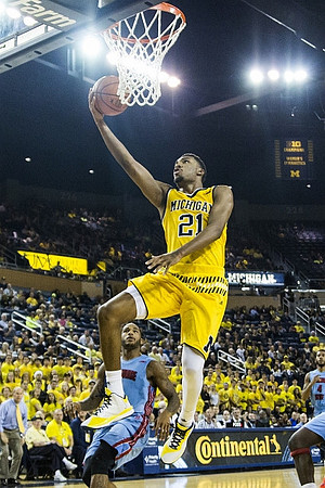 Zak Irvin (21)