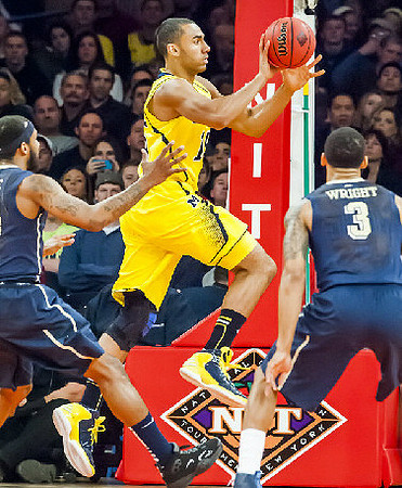 Jon Horford (15)