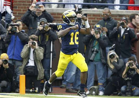 Denard Robinson (16)