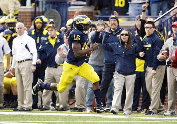 Denard Robinson (16)