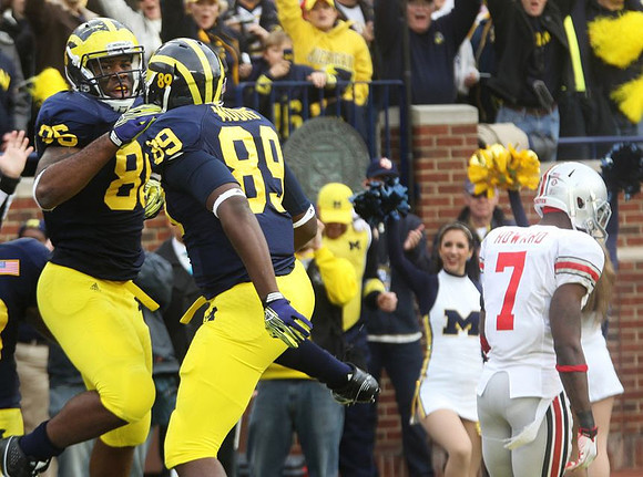 Kevin Koger (86) and Brandon Moore (89)
