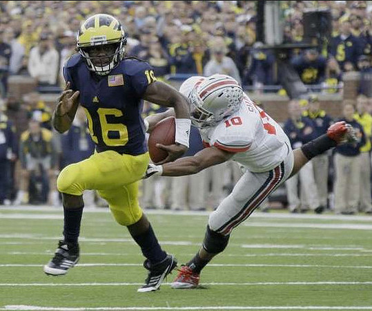 Denard Robinson (16)