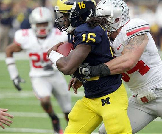 Denard Robinson (16)