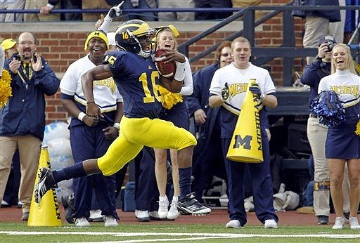 Denard Robinson (16)